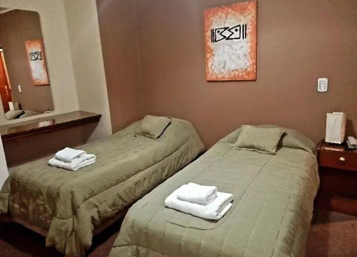 Hotel Shauard Salta Bagian luar foto